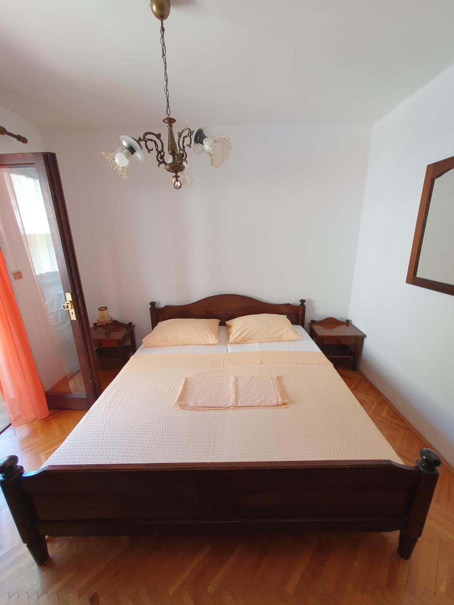 Apartmani Miljak Omis Ngoại thất bức ảnh