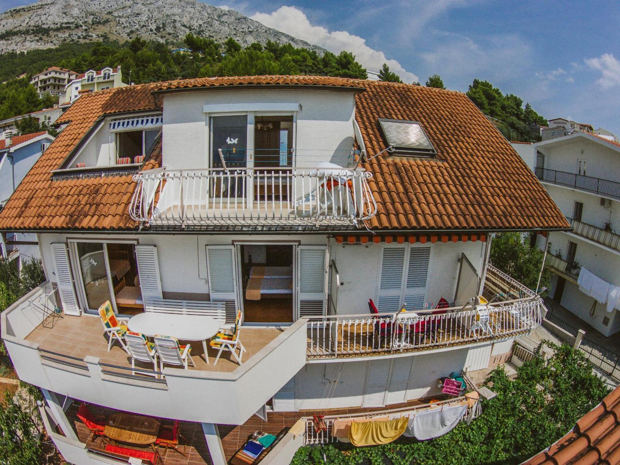 Apartmani Miljak Omis Ngoại thất bức ảnh